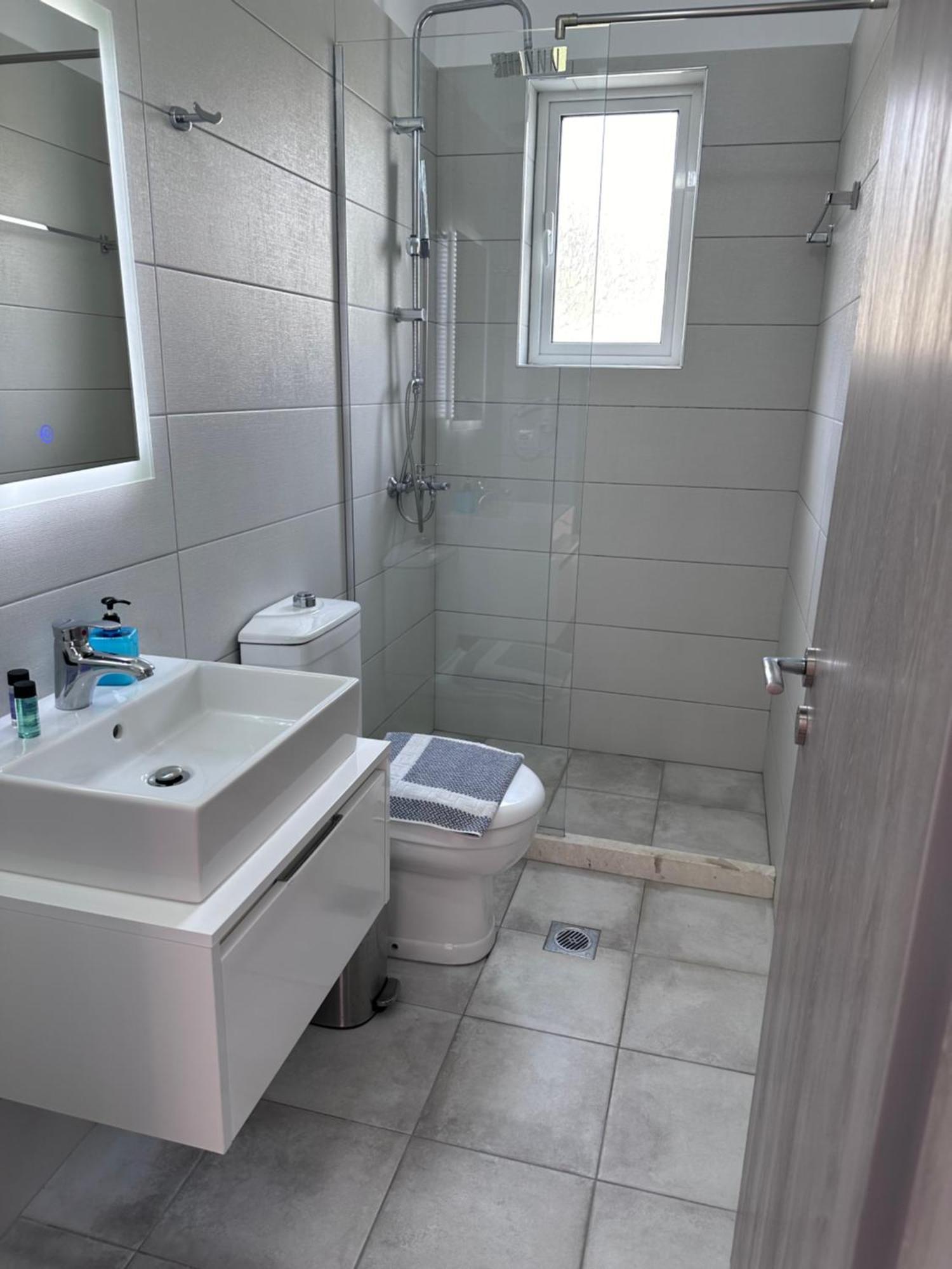 Vila Melina Himarë Exterior foto