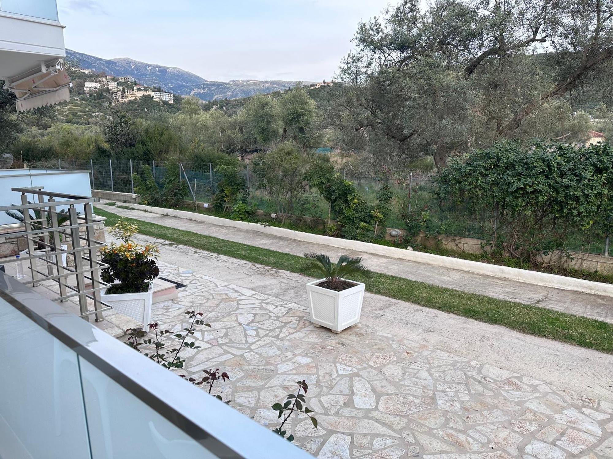 Vila Melina Himarë Exterior foto