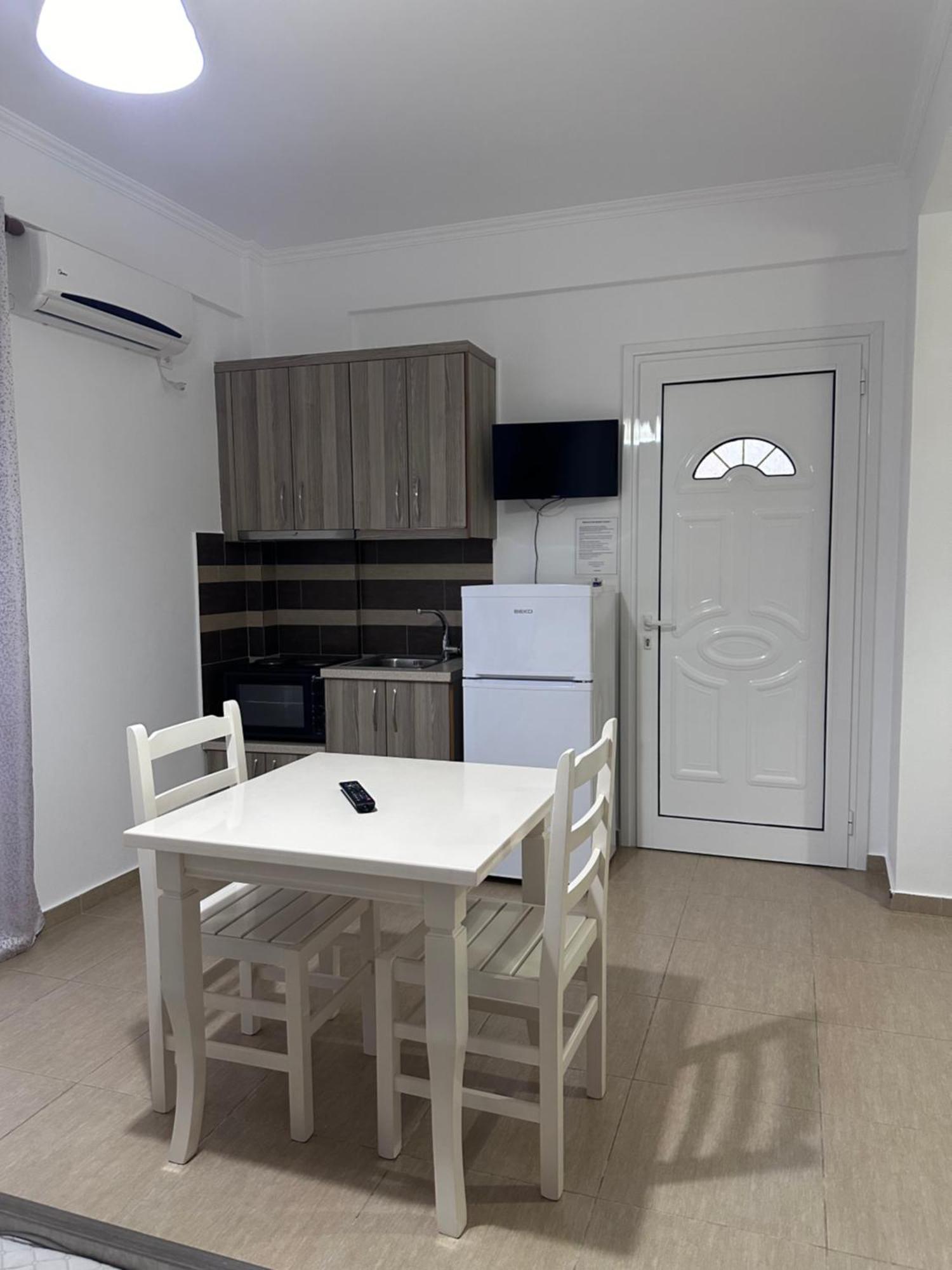 Vila Melina Himarë Exterior foto